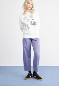 Carhartt WIP CARA PANT - Hlače - bay blue