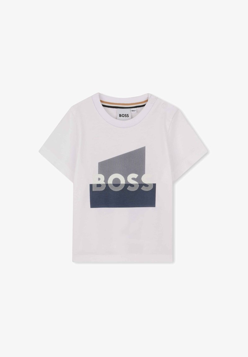 T-shirt blanc pour bébé à manches courtes, col rond, avec deux boutons-pression aux épaules, et un motif géométrique bleu avec le mot "BOSS" sur le devant.