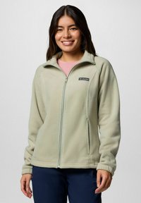 Helle grüne Fleecejacke mit durchgehendem Reißverschluss und Kinnschutz, ausgestattet mit einem Logopatch auf der linken Brust und seitlichen Taschen.