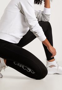 Fila Sweatshirt - white