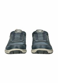 Blauwe leren sneakers met een ronde neus, grijze accenten en gestructureerde veters. Heeft een rubberen zool en een gestikt ontwerp.