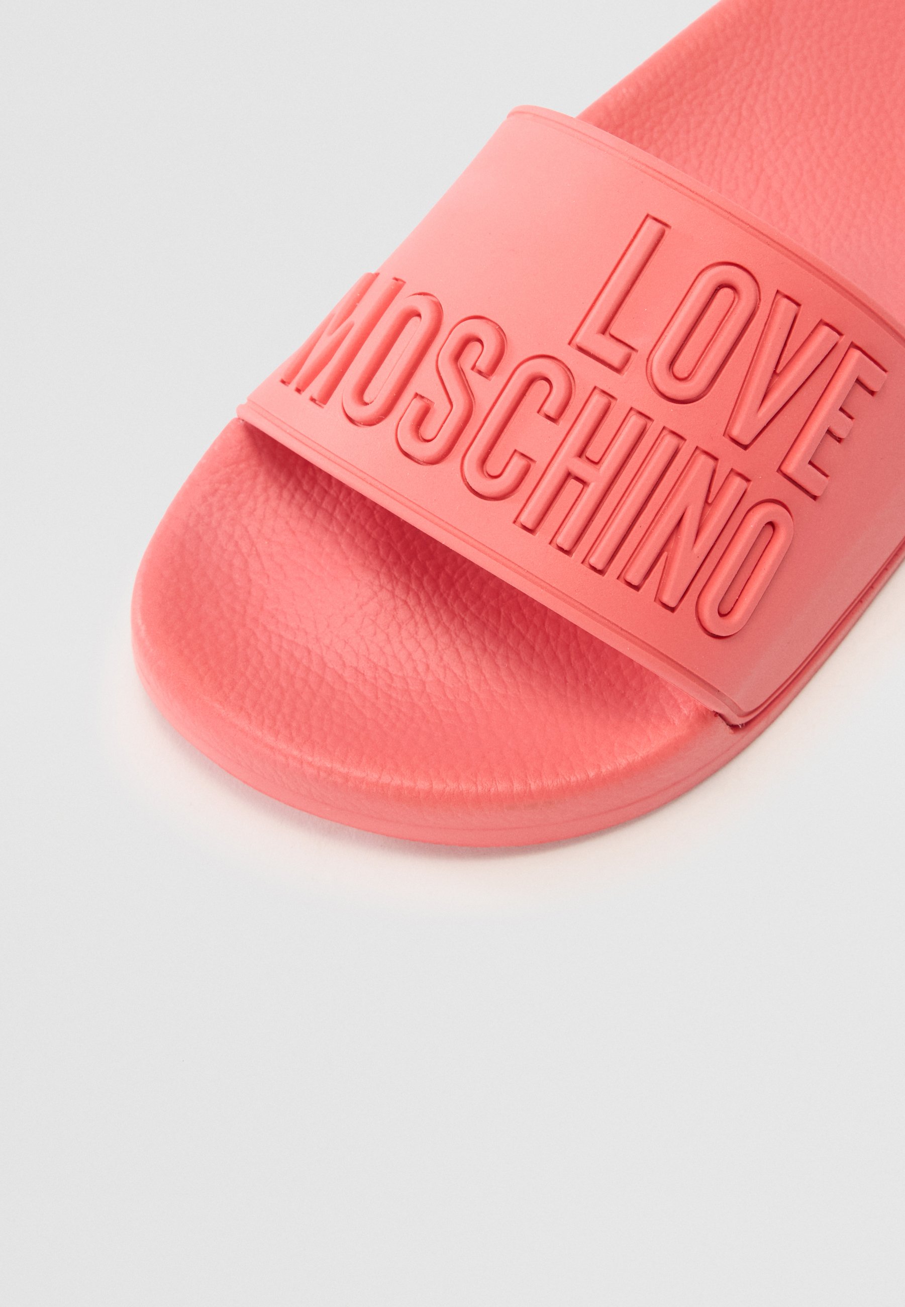 Love Moschino Pool slides - coral/pink - Zalando.co.uk