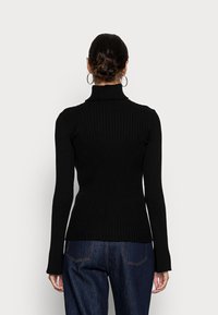 Guess COLETTE WIDE RIB - Camisola - jet black