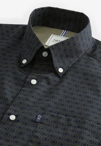 Next EASY IRON PRINTED OXFORD REGULAR FIT - Cămașă - navy blue yellow gold honeycomb