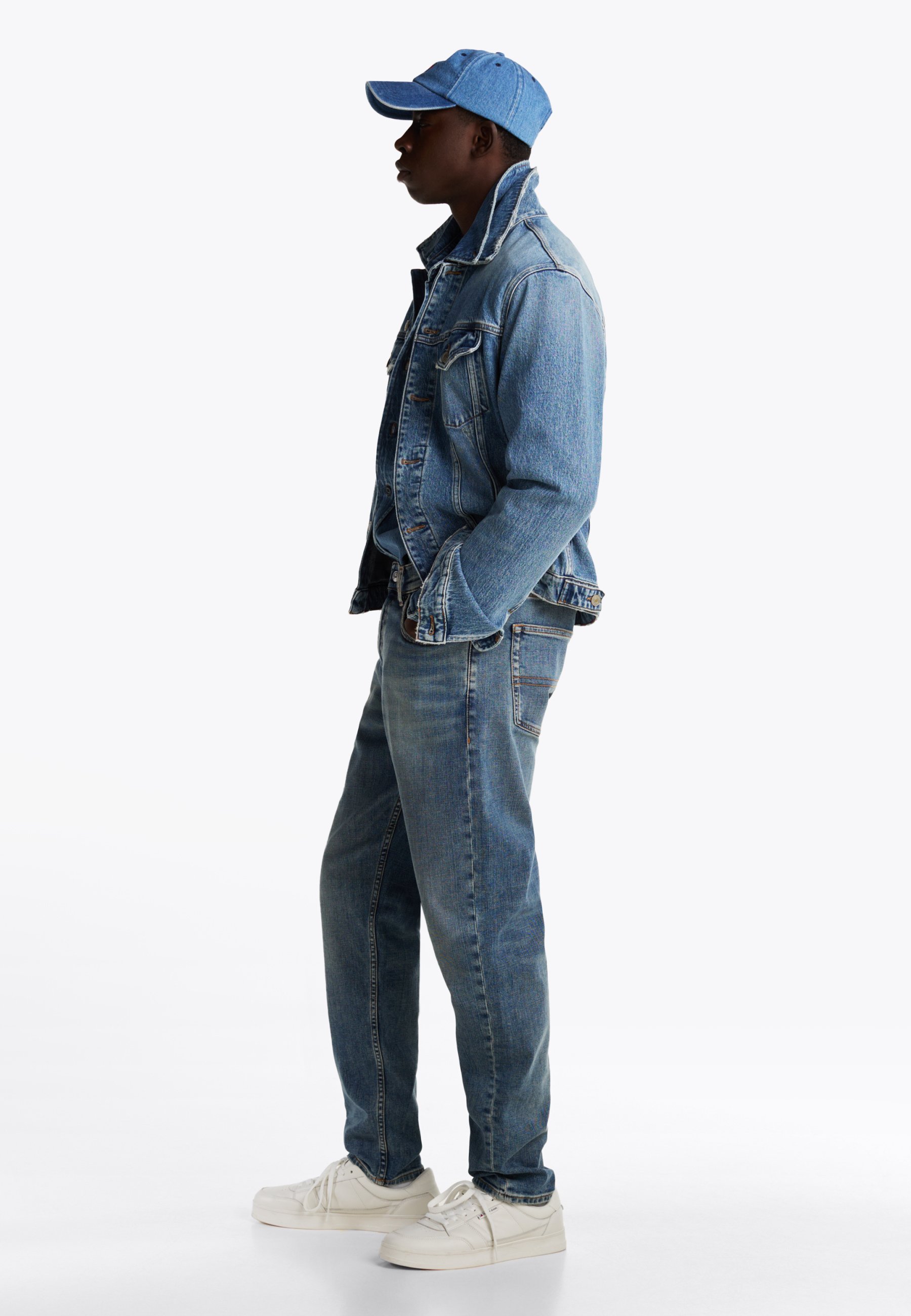 Tommy Jeans ISAAC RLXD TPRD - Relaxed fit jeans - denim medium