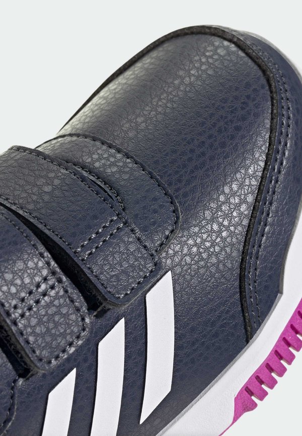 TENSAUR SPORT 2.0 UNISEX – Trainingsschuh