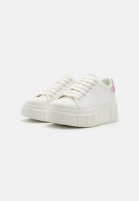 Tamaris Baskets basses - white/fuxia