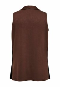 Tílko bez rukávů s hnědým předním dílem a černými boky, vyrobené z hladké látky s klasickým límečkem a rovně střiženým lemem. Bez ozdob.