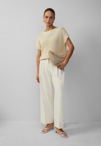 s.Oliver BLACK LABEL T-Shirt basic - helles beige