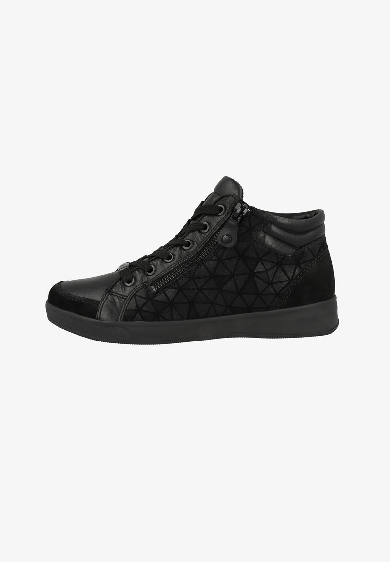Zwarte high-top sneakers van leer en suede, met een geometrisch patroon, vetersluiting en een zijrits voor gemakkelijke toegang.