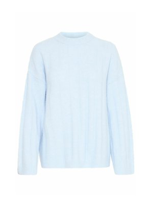 Hellblauer Pullover aus weichem Material. Mit geripptem Textil, langen Ärmeln und einem hohen Kragen. Lässige Passform mit überschnittenen Schultern.