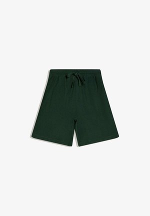 Sötétzöld, elasztikus derékpántos rövidnadrág állítható zsinórral, egyenes szárakkal és egyszerű mintával, fehér háttéren lefektetve.