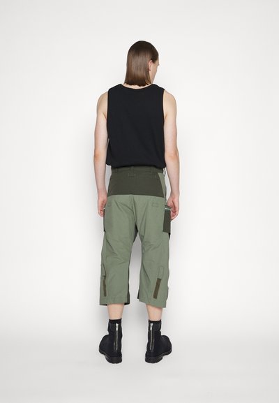 C.O.L VOLADOR PANTS - Παντελόνι cargo - braun/green