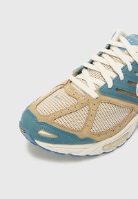 Nike Sportswear AIR PEGASUS 2005 - Baskets basses - thunderstorm/khaki/phantom