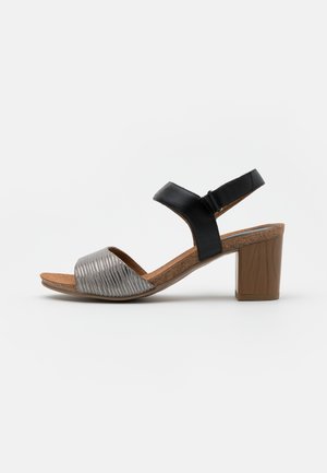 Sandals - black