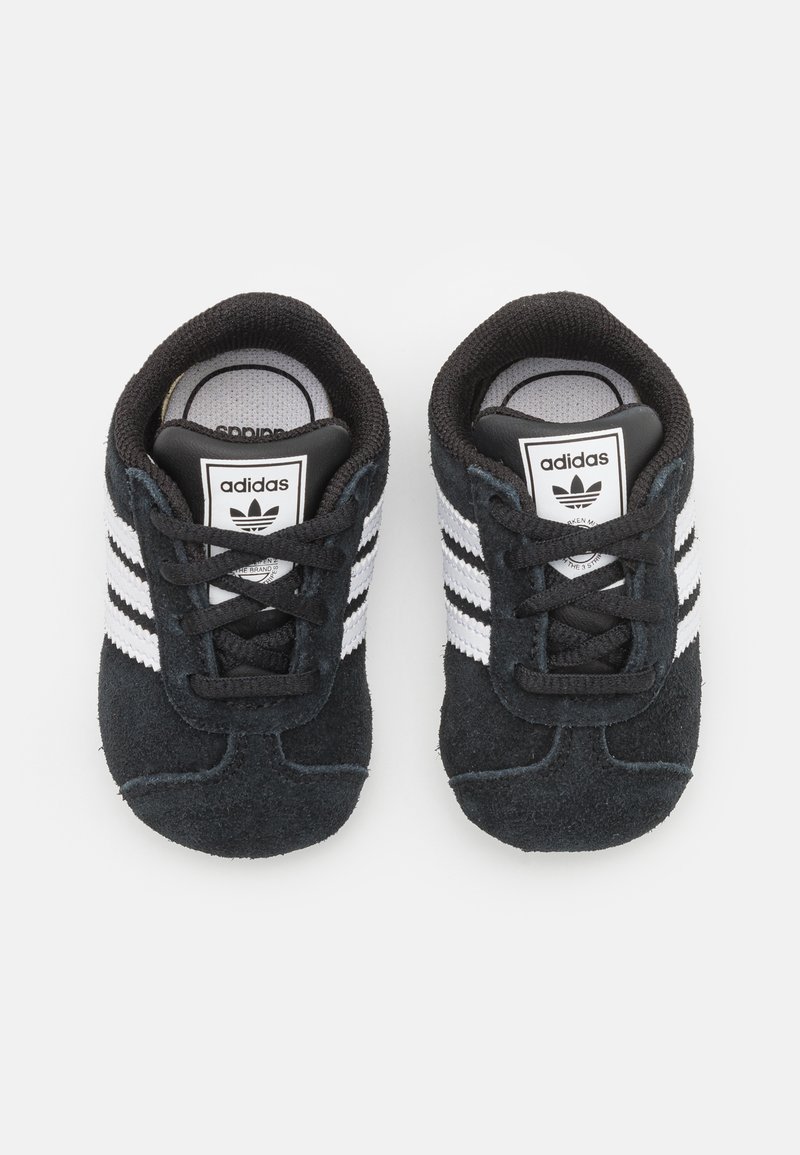 adidas gazelle silver green womens Grade School Adidas x SpongeBob Superstar “Patrick Star” – Cool J's Miami  online main image 1