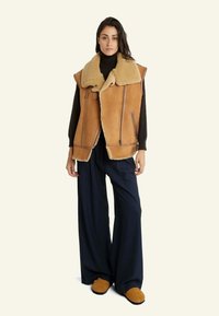 Serge Pariente CHRISTELLE - Veste sans manches - tobacco