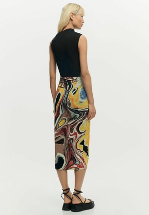 Desigual, SLEEVELESS PRINTED - Vestido de tubo - black
