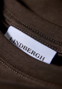 Lindbergh TEE - T-paita - dk brown
