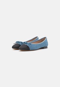 Steve Madden ELLISON - Baleriinad - blue