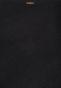 MARCIANO BY GUESS Sweter