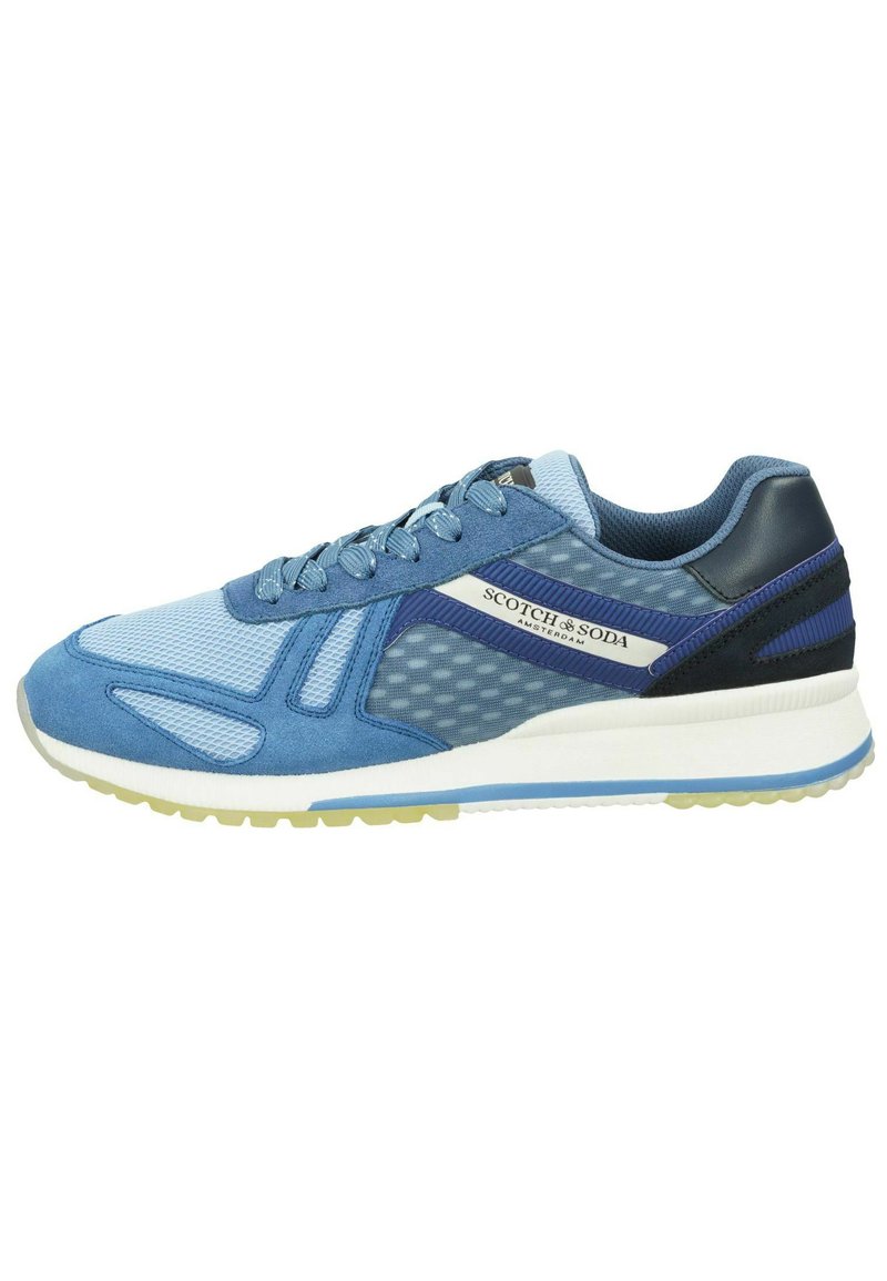 Blaue Sportschuhe aus einer Mischung von Wildleder und Mesh-Materialien, mit einer strukturierten Oberfläche, weißer Sohle und kontrastierenden Akzenten.