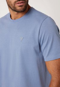 Guess - T-shirt basic