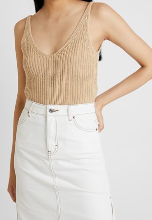 Top - brown