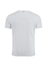 T-shirt grigio chiaro a maniche corte con colletto a giro, mostrato da dietro con un piccolo marchio vicino al collo.
