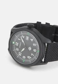Timex EXPEDITION NORTH® TRAPROCK ECO CERAMIC czarny