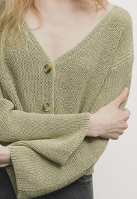Massimo Dutti Strickjacke - light green