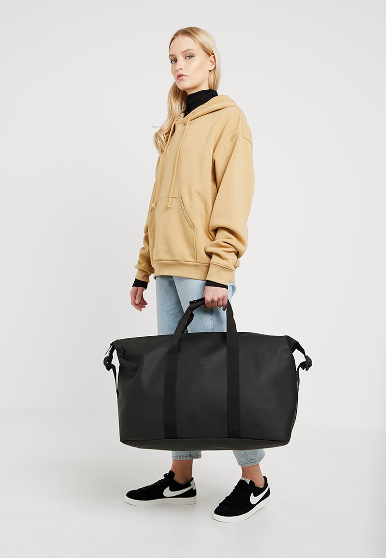 medium size cross body bolsa