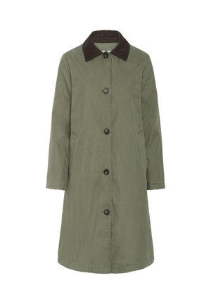 Olijfgroene katoenen jas met een bruine ribfluwelen kraag, knoopsluiting aan de voorkant en twee zijkn pockets; knielang met een rechte snit.