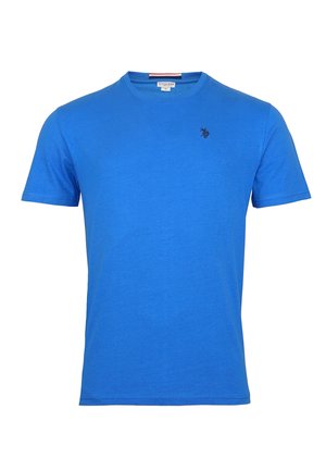 Blå bomulds T-shirt med korte ærmer, rund hals og et lille mørkt logo på venstre bryst. Glat tekstur og afslappet pasform.