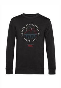 Černá mikina s dlouhým rukávem s grafickým motivem hor, vln a textu v bílé, červené a světle modré barvě. Materiál z bavlněné směsi.