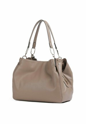Borsa a tracolla in pelle color taupe con doppi cinturini, ferrature metalliche e una tasca laterale con cerniera, mostrata su sfondo bianco.
