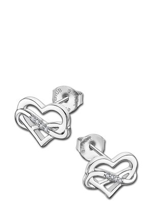 Boucles d'oreilles en argent en forme de cœur avec un design entrelacé, mettant en avant une rangée de petites pierres claires. Surface texturée avec finition polie.