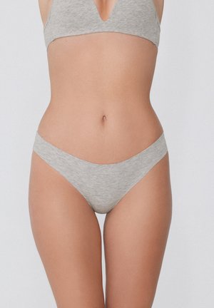 Hellgraues Baumwoll-Bralette und Tanga-Set mit nahtlosem Design, das eine angenehme Textur und einen minimalistischen Schnitt bietet, für einen komfortablen Sitz.