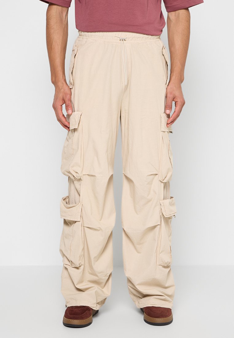 Pantalones cargo