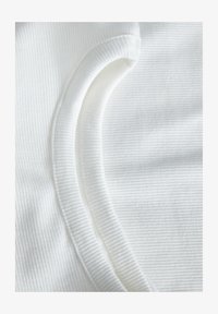 Δεν επιλέχθηκε, bright white