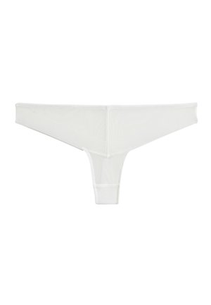 Un string blanc en tissu doux, offrant une couverture minimale, une taille étroite et des bords lisses sans embellissements.