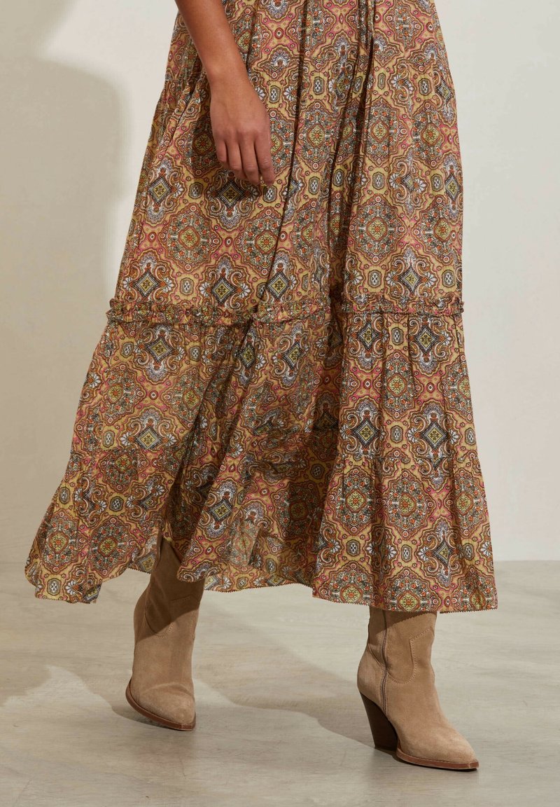 Robe Odd Molly Marron Taille 0 (34/36) - Col V, Manches évasées, 100% Coton, Occasion Très Bon état