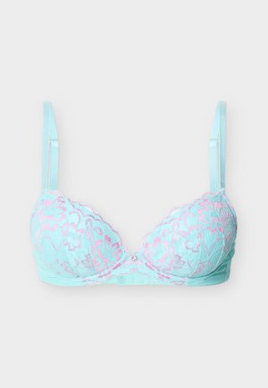 Reggiseno imbottito azzurro chiaro con spalline regolabili, caratterizzato da un sovrapposizione in pizzo floreale rosa e un piccolo charm centrale.