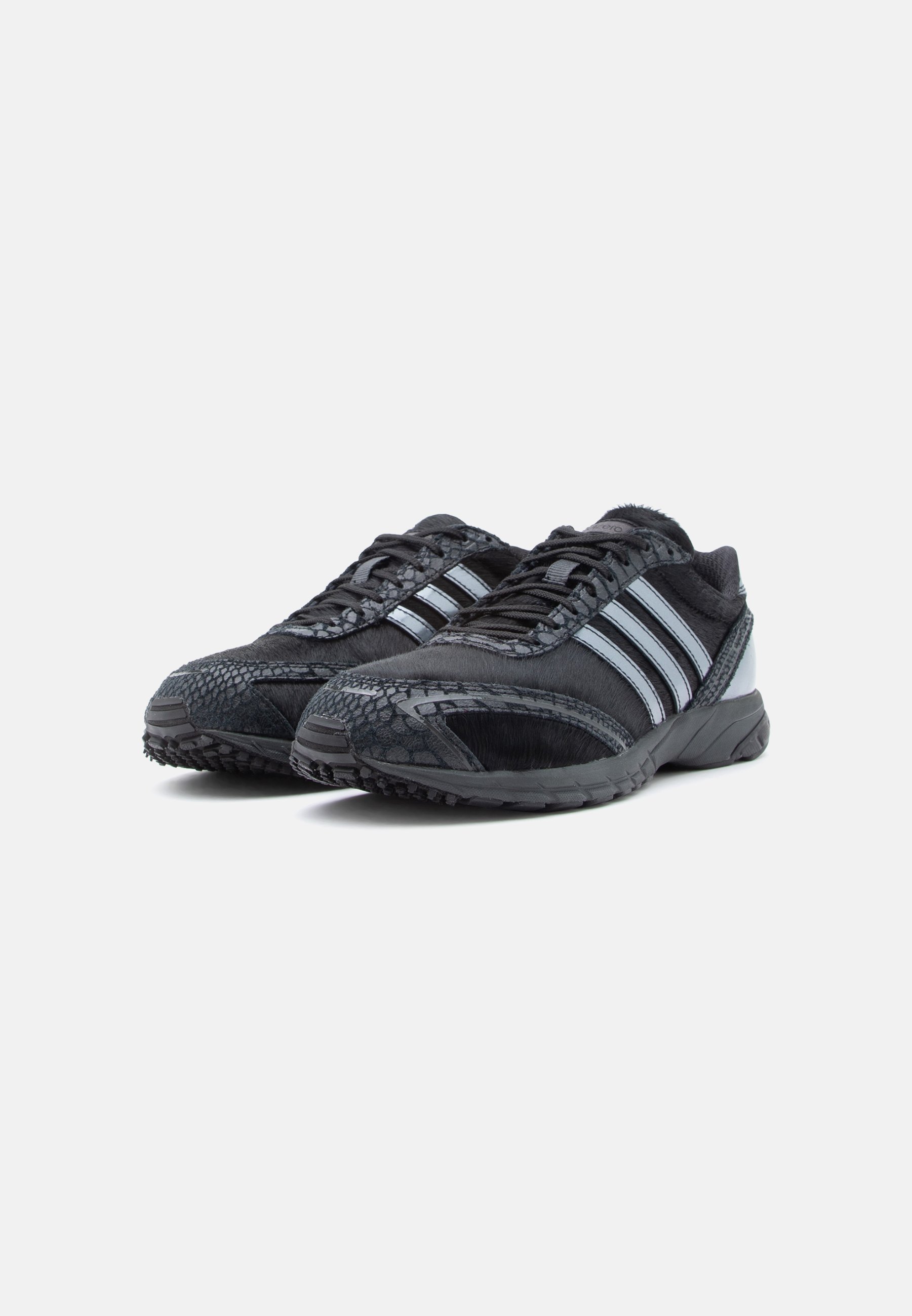 adidas Originals ADIZERO ADIOS OG - Zapatillas - core black/carbon