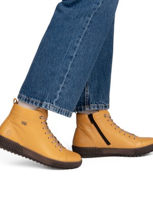 Remonte, REMONTE SCHNÜRSTIEFEL D0782 - Lace-up ankle boots - yellow