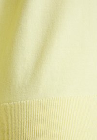 Tommy Hilfiger CREW NECK  - Camisola - lemon twist
