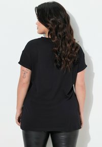Angel of Style KOMFORT FIT VERZIERTE SMILEYS - T-Shirt print - black