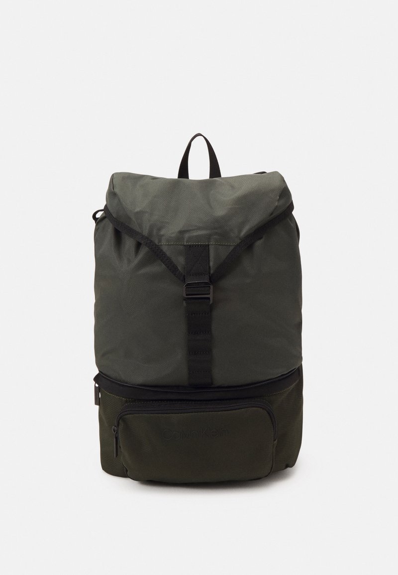 Calvin Klein BACKPACK WAISTBAG 2IN1 Tagesrucksack green/oliv