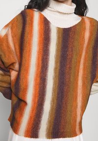 JDY Petite Strickpullover - dark red