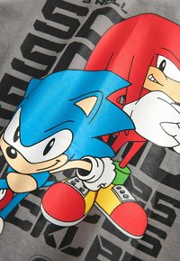 Next LICENSED SONIC REGULAR FIT - T-Shirt print - grey